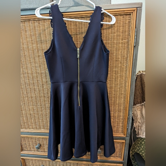 Ted baker dress sz 2 EUC - Picture 3 of 3